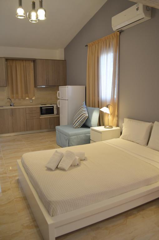 Ammos Apartments Ґліфа Екстер'єр фото