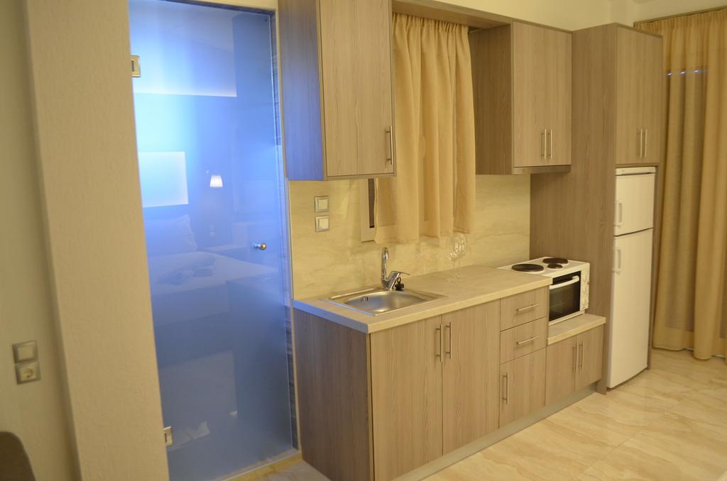 Ammos Apartments Ґліфа Екстер'єр фото