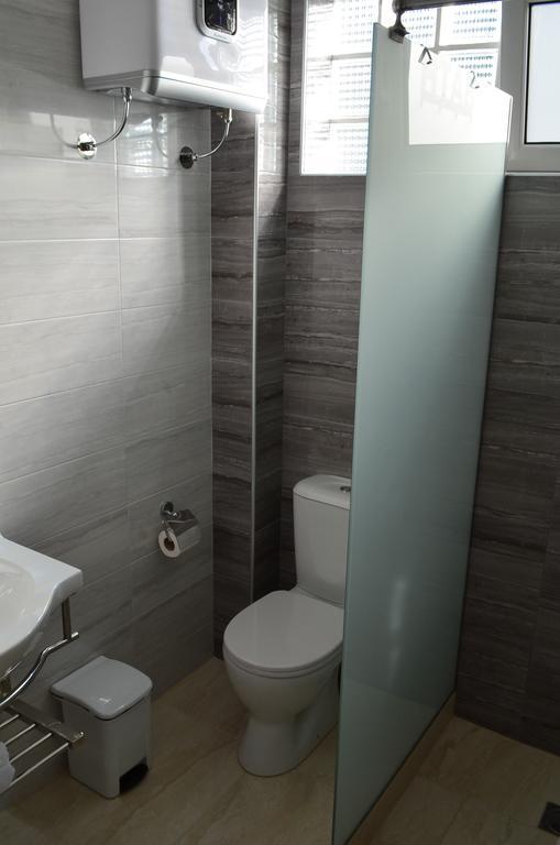 Ammos Apartments Ґліфа Екстер'єр фото